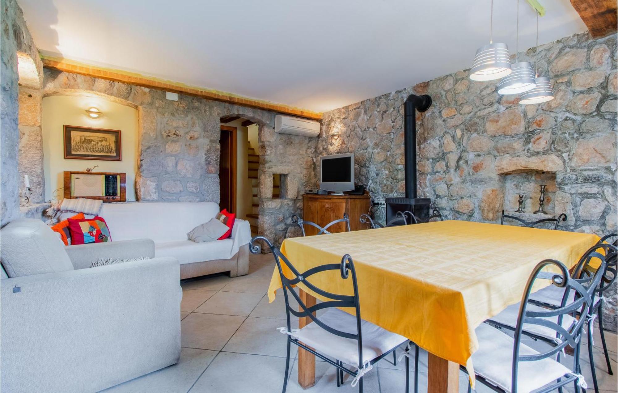 Stunning Home In Bribir With Wifi Exteriér fotografie